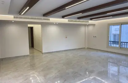 Apartment - 3 Bedrooms - 2 Bathrooms for rent in Stone Residence - 5th Settlement Compounds - The 5th Settlement - New Cairo City - Cairo
