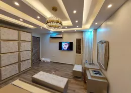 Apartment - 3 Bedrooms - 1 Bathroom for rent in Zezenia - Hay Sharq - Alexandria