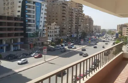 شقة - 3 غرف نوم - 2 حمامات للبيع في شارع مصطفي النحاس - المنطقة السادسة - مدينة نصر - القاهرة