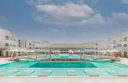 Chalet - 2 Bedrooms - 2 Bathrooms for sale in Azha - Al Ain Al Sokhna - Suez