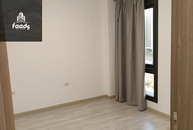 8204028 - Property Image 3