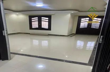 Duplex - 4 Bedrooms - 3 Bathrooms for rent in Wasef Ghaly Basha St. - Al Narges 4 - Al Narges - New Cairo City - Cairo