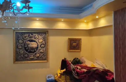 Apartment - 3 Bedrooms - 2 Bathrooms for sale in Mahmoud Ghoneim St. - 6th Zone - Nasr City - Cairo
