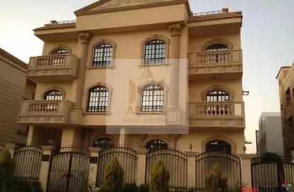 Apartment - 3 Bedrooms - 2 Bathrooms for sale in Al Narges 7 - Al Narges - New Cairo City - Cairo