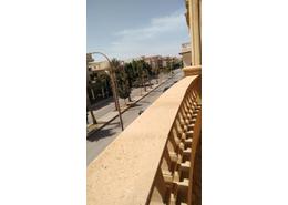 شقة - 3 غرف نوم for للبيع in شارع الامام ابو حنيفة النعمان - الحي السادس - مدينة العبور - القليوبية