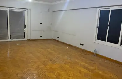 Apartment - 3 Bedrooms - 2 Bathrooms for rent in Masaken Nerco St. - Degla - Hay El Maadi - Cairo