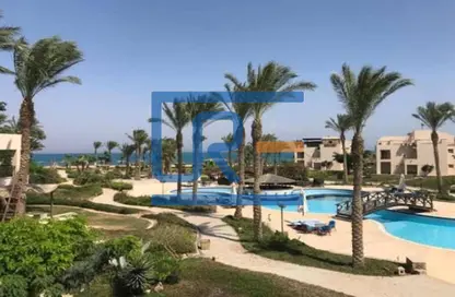 منزل مزدوج - 4 غرف نوم - 4 حمامات للبيع في العين باي - العين السخنة - السويس