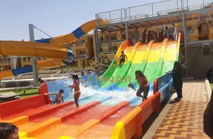 شاليه - غرفة نوم - 2 حمامات للبيع في كاريبيان باي - بورتو السخنة - العين السخنة - السويس