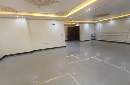 Apartment - 3 Bedrooms - 3 Bathrooms for sale in Abbas Al Akkad St. - 1st Zone - Nasr City - Cairo