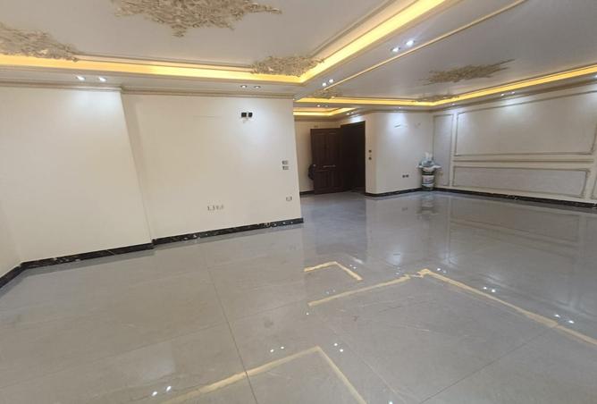 7989473 - Property Main Image