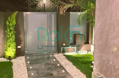 فيلا - 4 غرف نوم - 5 حمامات للبيع في زايد ديونز - الحي السادس - الشيخ زايد - الجيزة