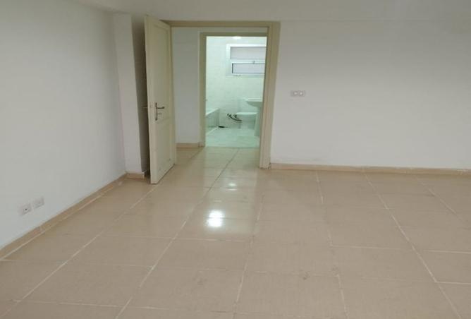 8303956 - Property Image 3