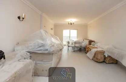 شقة - 3 غرف نوم - 3 حمامات للايجار في وسط البلد - حي وسط - الاسكندرية