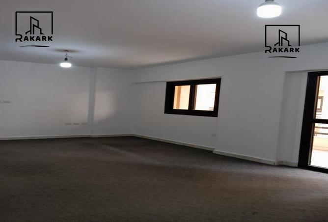 8128598 - Property Image 2