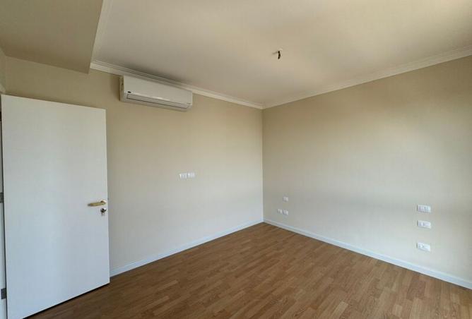 8405103 - Property Image 2