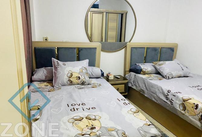 8424100 - Property Image 3