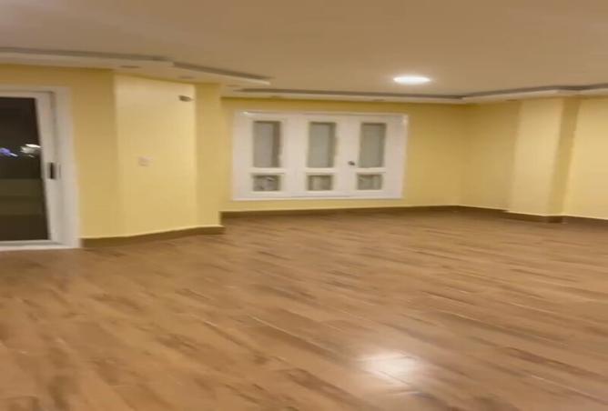 7996011 - Property Main Image