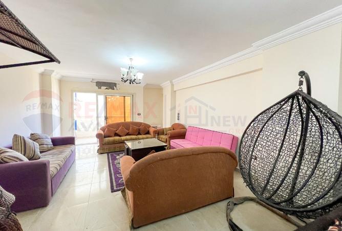 8393350 - Property Image 2