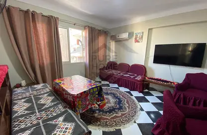 Apartment - 2 Bedrooms - 1 Bathroom for rent in Al Galaa St. - Victoria - Hay Awal El Montazah - Alexandria