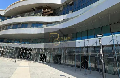 محل تجاري - استوديو - 1 حمام للايجار في شارع مجمع البنوك - شارع التسعين الجنوبي - التجمع الخامس - مدينة القاهرة الجديدة - القاهرة