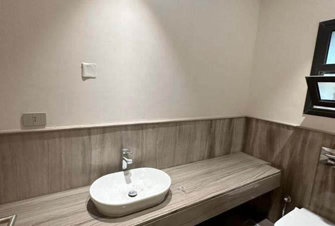7945837 - Property Image 3