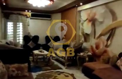 شقة - 4 غرف نوم - 3 حمامات للبيع في شارع العزيز بالله - حدائق الزيتون - الزيتون - حي الزيتون - القاهرة