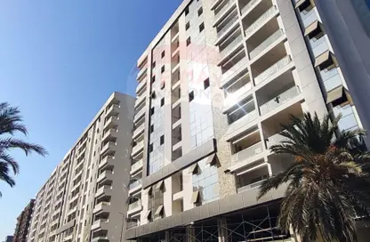 Apartment - 3 Bedrooms - 3 Bathrooms for sale in Smouha - Hay Sharq - Alexandria