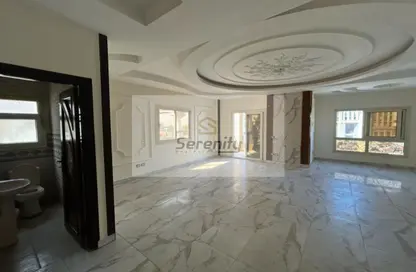 شقة - 4 غرف نوم - 2 حمامات للايجار في شارع بيرم التونسي - النرجس 1 - النرجس - مدينة القاهرة الجديدة - القاهرة