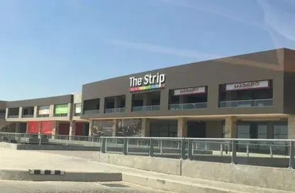 Retail - Studio - 2 Bathrooms for rent in Beverly Hills Road - 17th District - Sheikh Zayed City - Giza