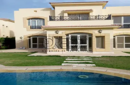 فيلا - 5 غرف نوم - 4 حمامات للايجار في جاردينيا بارك - الحي المتميز - مدينة 6 أكتوبر - الجيزة