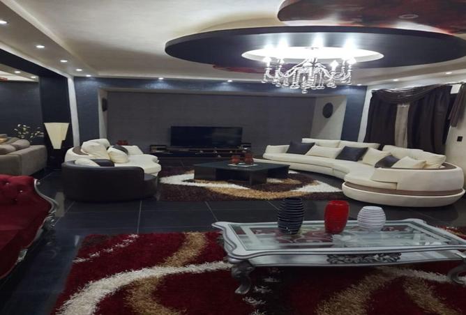 8329234 - Property Image 2