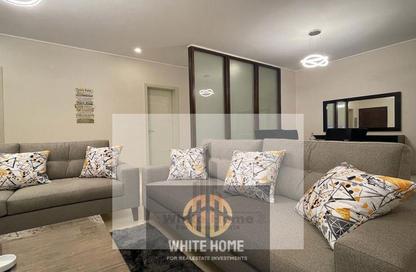 Apartment - 2 Bedrooms - 2 Bathrooms for rent in Palm Hills Village Gate - South Investors Area - New Cairo City - Cairo
