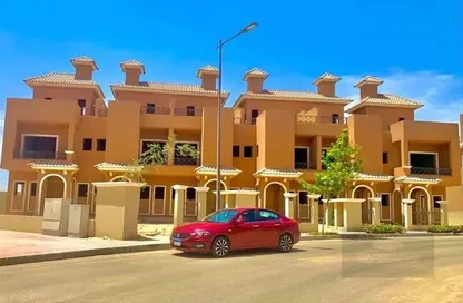 Townhouse - 3 Bedrooms - 3 Bathrooms for sale in Waslet Dahshur Road - Green Belt - 6 October City - Giza