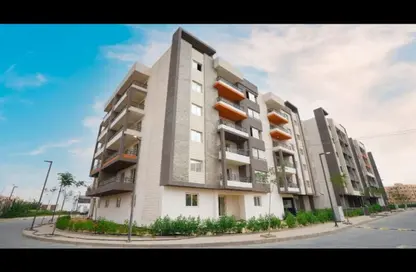 Apartment - 3 Bedrooms - 3 Bathrooms for sale in Hadayek October - 6 October City - Giza
