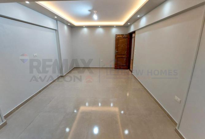 8545236 - Property Image 3