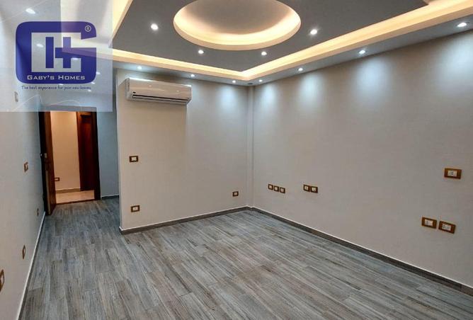 8423552 - Property Image 3