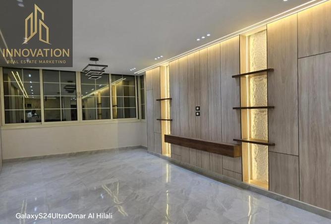 7954762 - Property Image 2