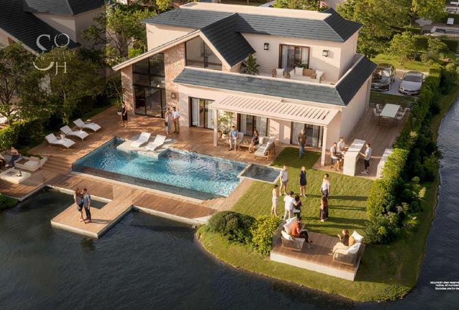 8082912 - Property Image 2