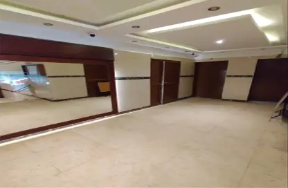 عيادة - استوديو - 1 حمام للبيع في شارع عباس العقاد - المنطقة الأولى - مدينة نصر - القاهرة