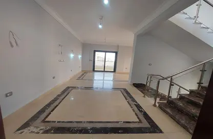 منزل مزدوج - 3 غرف نوم - 4 حمامات للبيع في مدينة وصال - كمبوندات الشروق - مدينة الشروق - القاهرة