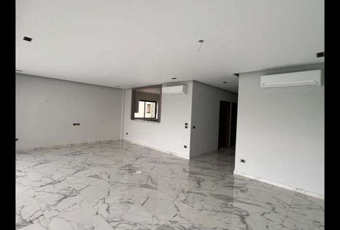 8232146 - Property Image 2