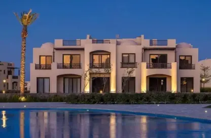 Chalet - 2 Bedrooms - 3 Bathrooms for sale in Makadi Orascom Resort - Makadi - Hurghada - Red Sea
