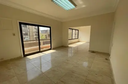 Office Space - Studio - 3 Bathrooms for rent in Street 254 - Degla - Hay El Maadi - Cairo