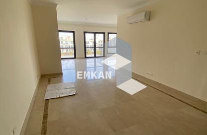 شقة - 3 غرف نوم - 3 حمامات للايجار في ذا كورت ياردز - كمبوندات الشيخ زايد - الشيخ زايد - الجيزة