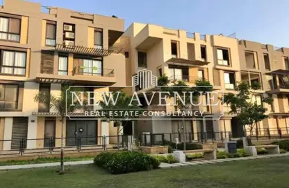 Duplex - 3 Bedrooms - 3 Bathrooms for sale in Eastown - 5th Settlement Compounds - The 5th Settlement - New Cairo City - Cairo