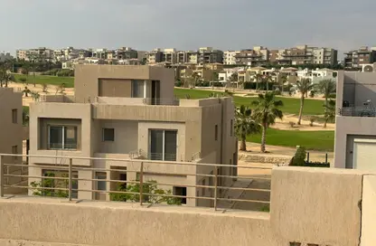 تاون هاوس - 4 غرف نوم - 5 حمامات للبيع في جولف فيوز - طريق مصر اسكندرية الصحراوي - مدينة 6 أكتوبر - الجيزة