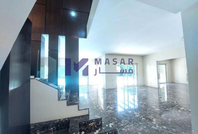 8304595 - Property Image 3