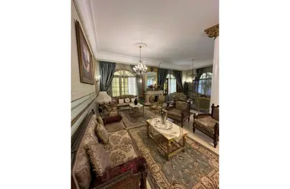 Full Floor - 4 Bedrooms - 3 Bathrooms for sale in Al Imam Malik St. - 6th District - Obour City - Qalyubia