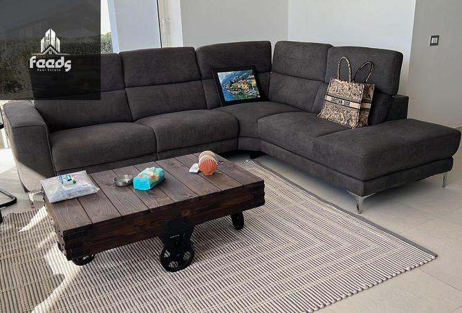 8065404 - Property Image 2