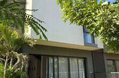 Villa - 5 Bedrooms - 5 Bathrooms for sale in Sodic East - 6th District - New Heliopolis - Cairo